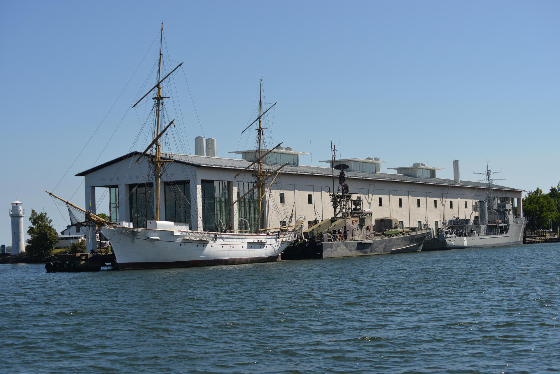 Østover igen